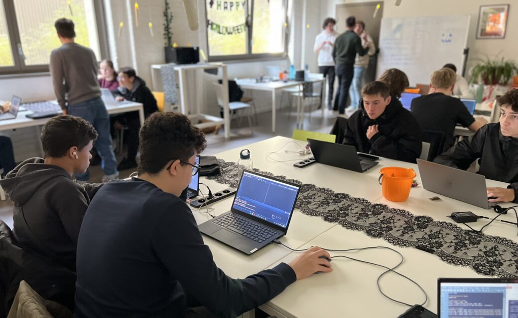 Atelier de programmation à Mulhouse&nbsp;: Halloween Camp 2025