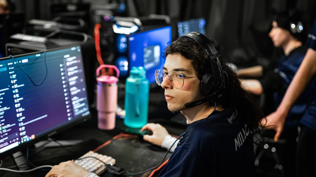 LEAGUE OF LEGENDS compétition esport strasbourg 